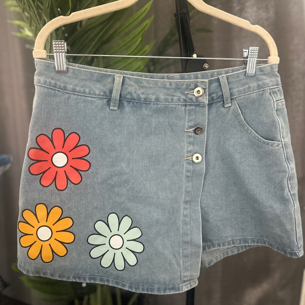 Floral Embroidered Denim Shorts